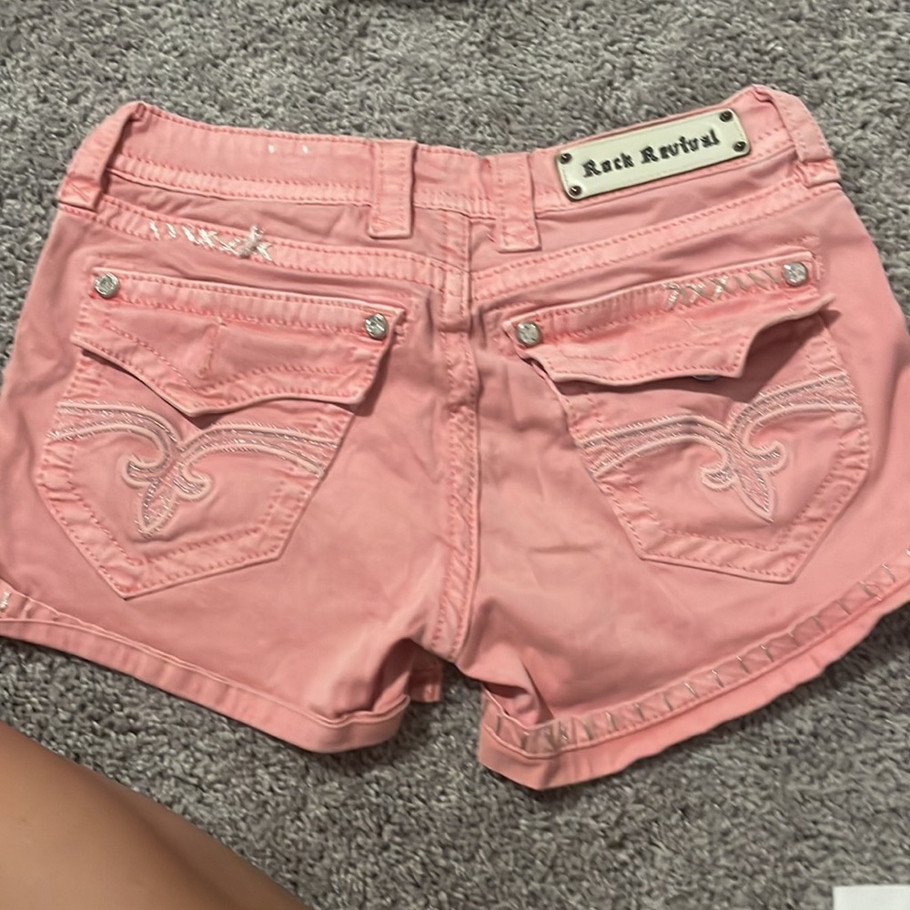 Shorts - Picture 2 of 2